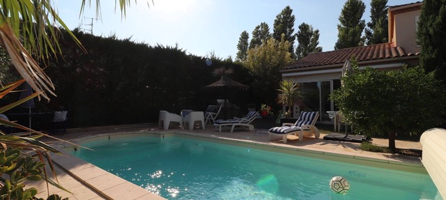 Magnificent villa with air-conditioned pool 10 minutes from beaches and 30 minutes from Spain. in Toulouges